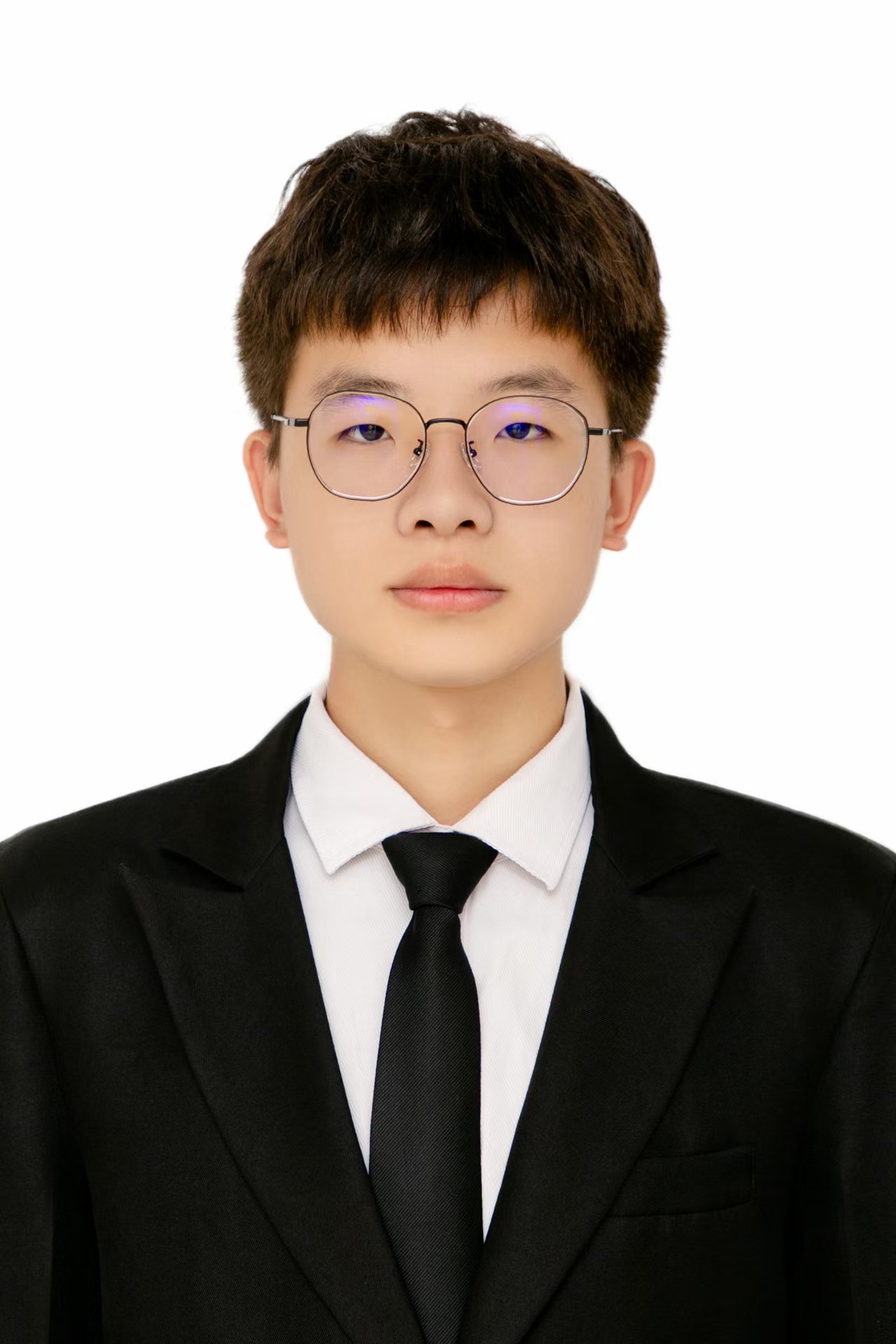 何佳成